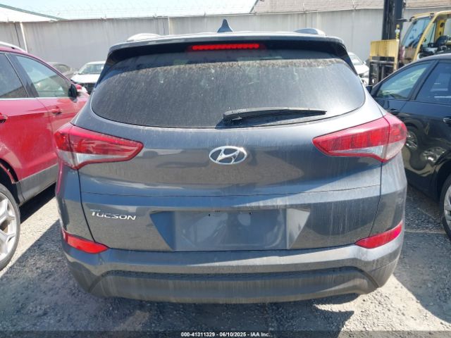 KM8J33A46HU432042 Hyundai Tucson Se Plus