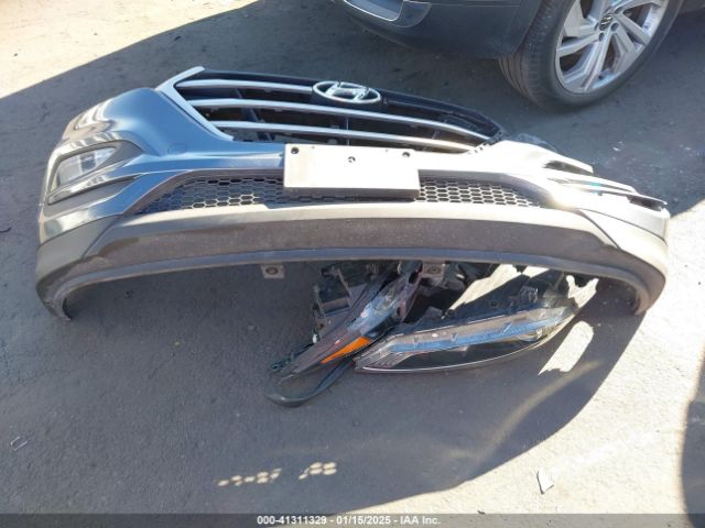 KM8J33A46HU432042 Hyundai Tucson Se Plus