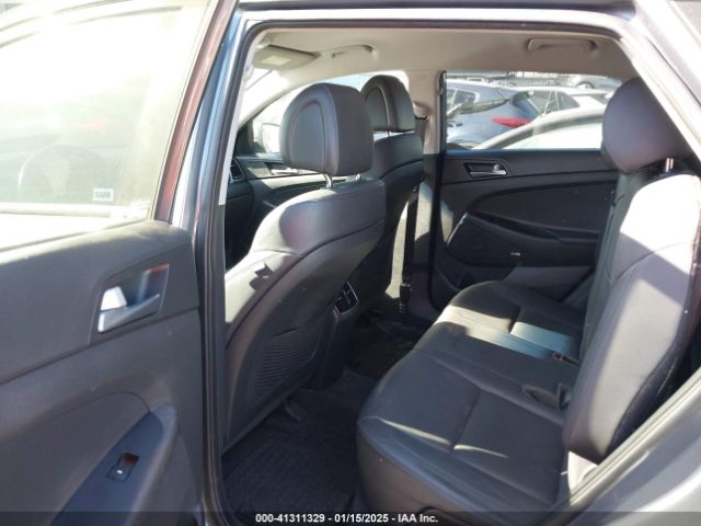KM8J33A46HU432042 Hyundai Tucson Se Plus