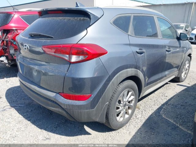 KM8J33A46HU432042 Hyundai Tucson Se Plus