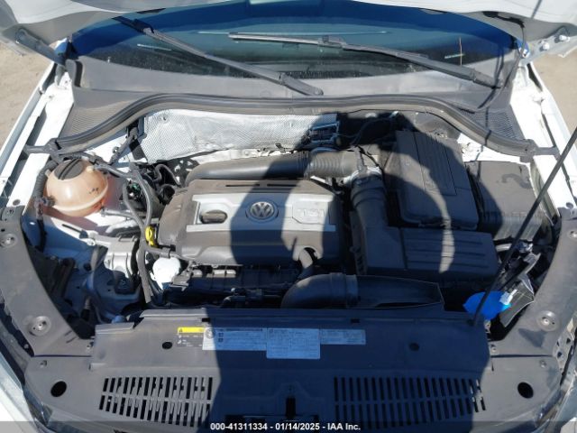WVGAV7AX3FW609921 Volkswagen TIGUAN S
