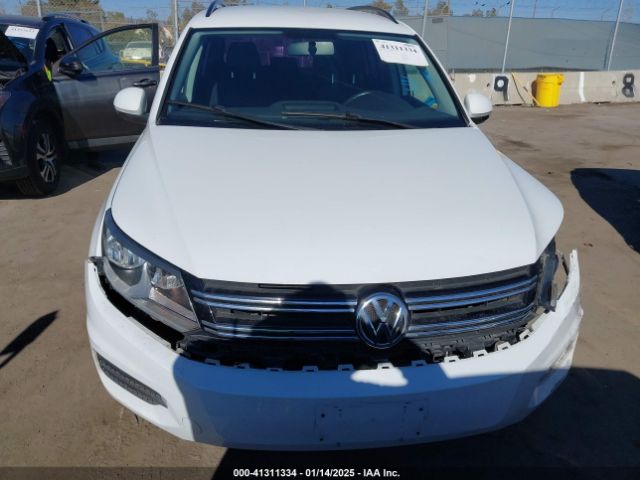 WVGAV7AX3FW609921 Volkswagen TIGUAN S