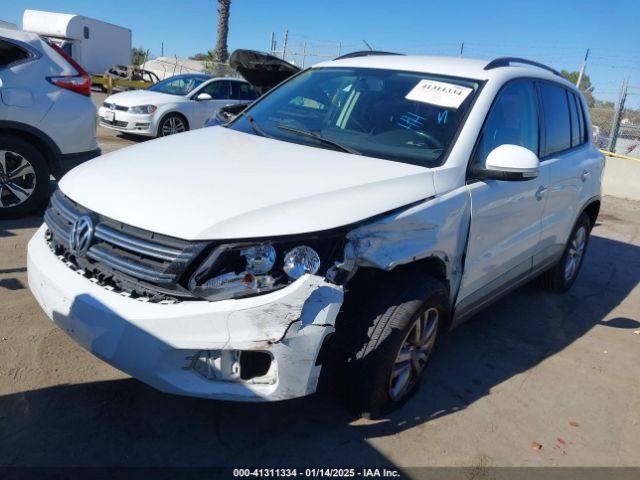 WVGAV7AX3FW609921 Volkswagen TIGUAN S