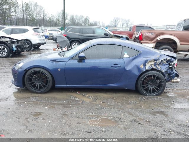 JF1ZNAA12H9703408 Toyota 86