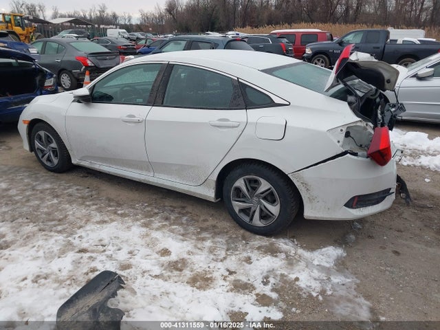 2019 HONDA CIVIC SEDAN 2HGFC2F66KH507512 Photo 2