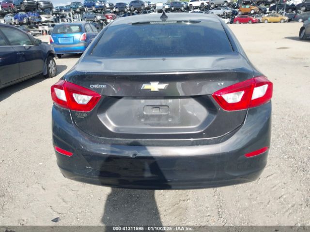 1G1BE5SM4H7228425 Chevrolet Cruze Lt Auto