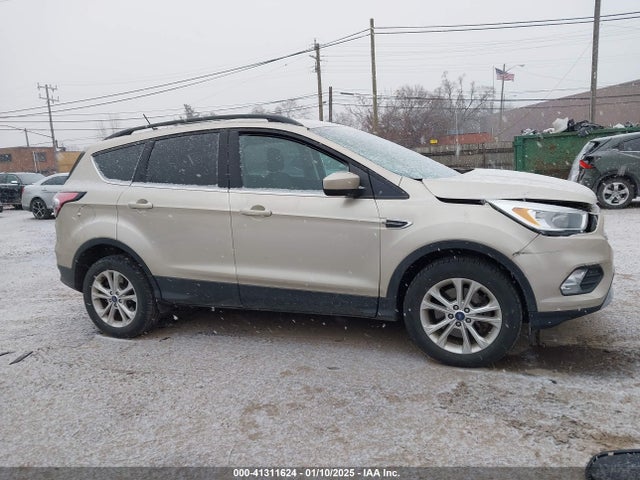 Ford ESCAPE SE 2018 1FMCU9GD7JUA90297 Image 13