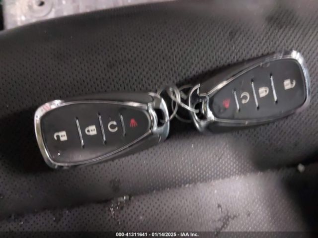 KL77LKE27RC082104 Chevrolet Trax Fwd Activ