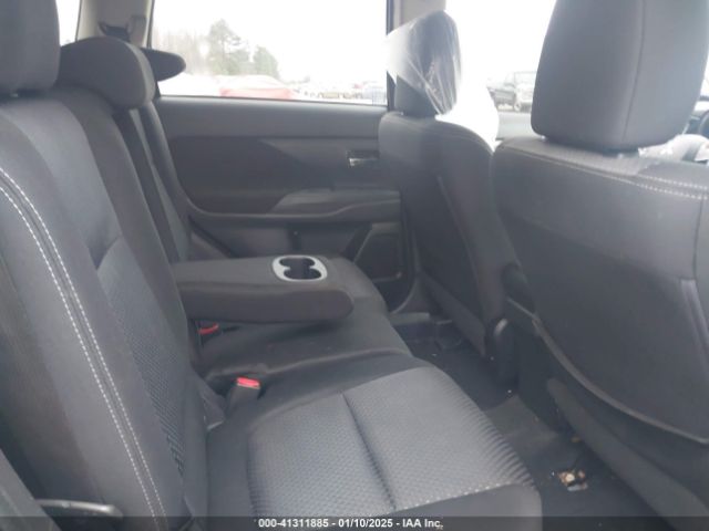 JA4AD2A33GZ030607 Mitsubishi Outlander Es