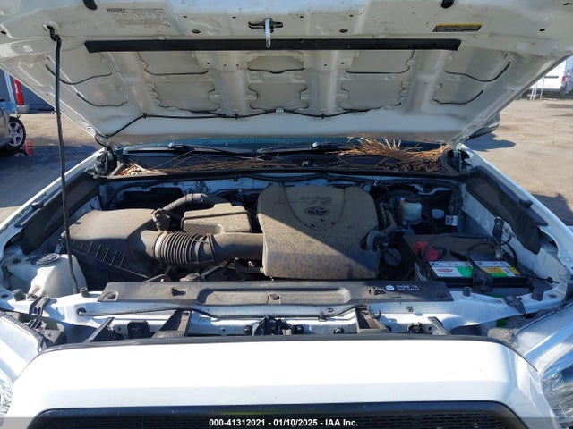 3TMGZ5AN2GM016493 Toyota Tacoma Limited