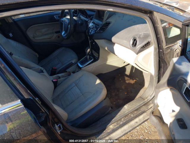 3FADP4FJ3EM110135 Ford Fiesta Titanium