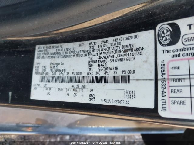 3FADP4FJ3EM110135 Ford Fiesta Titanium