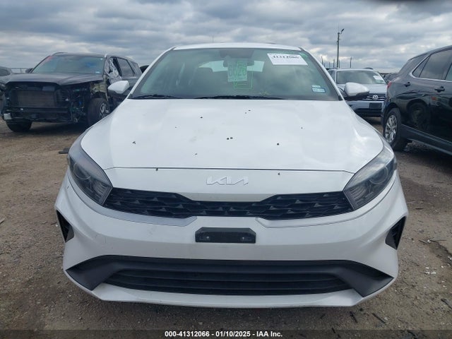 KIA Forte Lxs 2023 3KPF24AD8PE637765 Image 13