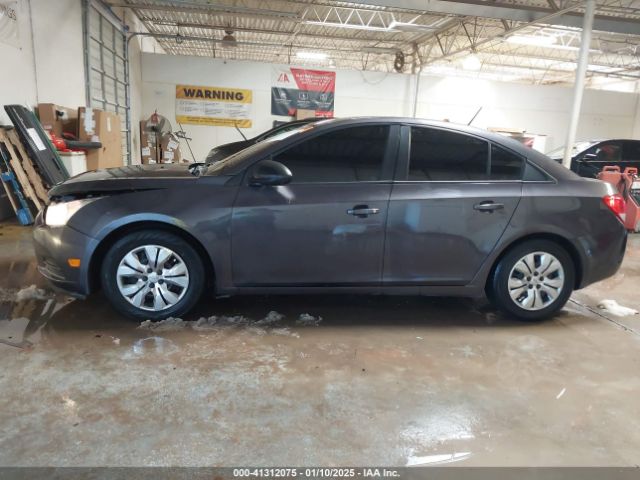 1G1PB5SH5E7460979 Chevrolet Cruze Ls Manual