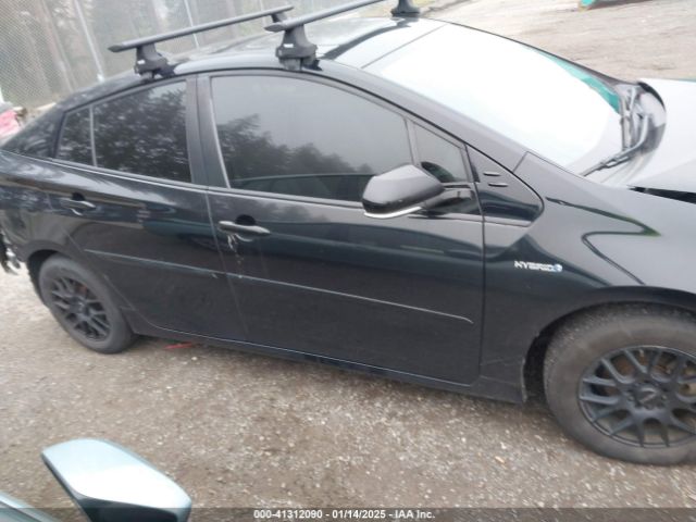 JTDKARFU5G3519204 Toyota Prius Four