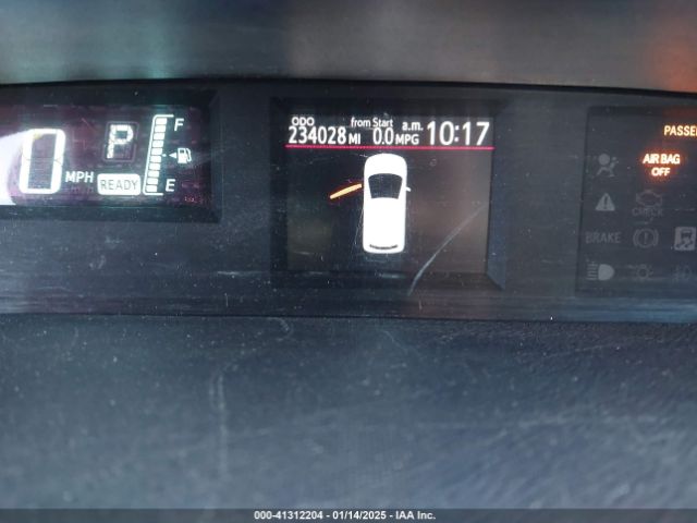 JTDKDTB38E1564048 Toyota Prius C One