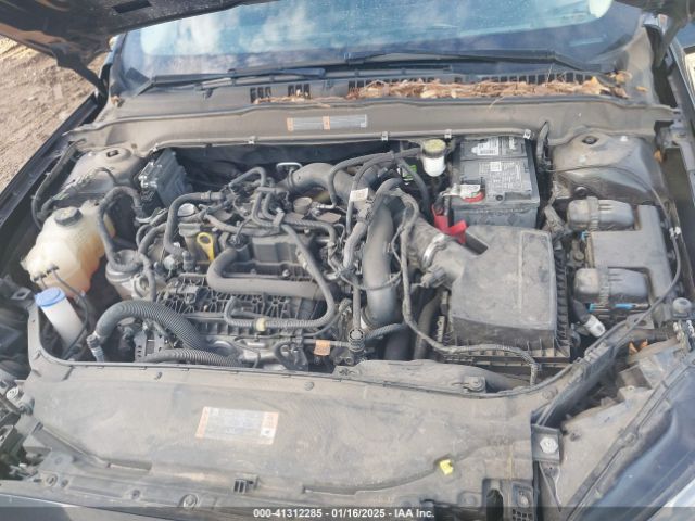 3FA6P0HD4KR161117 Ford FUSION SE