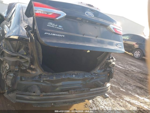 3FA6P0HD4KR161117 Ford FUSION SE