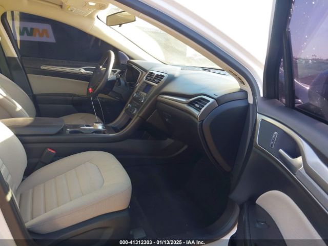 3FA6P0UU0JR204324 Ford Fusion Hybrid S