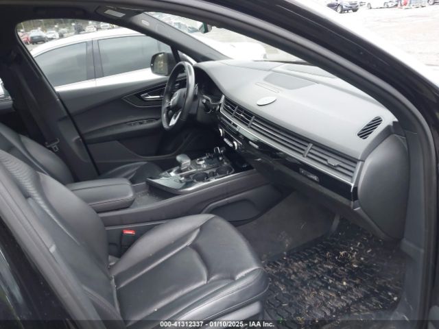WA1VAAF77JD017511 Audi Q7 3.0t Premium