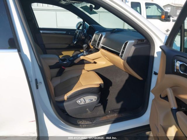 WP1AA2A24GKA09259 Porsche Cayenne