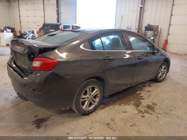1G1BE5SM8H7159528 Chevrolet Cruze Lt Auto