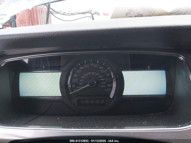 1FAHP2E8XJG111601 Ford TAURUS SEL