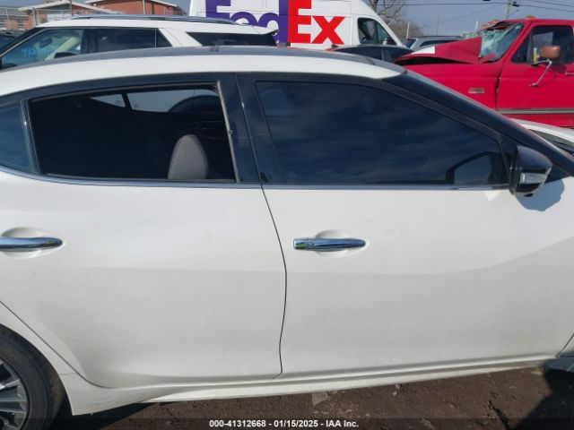 1N4AA6AP9GC405143 Nissan Maxima 3.5 Platinum