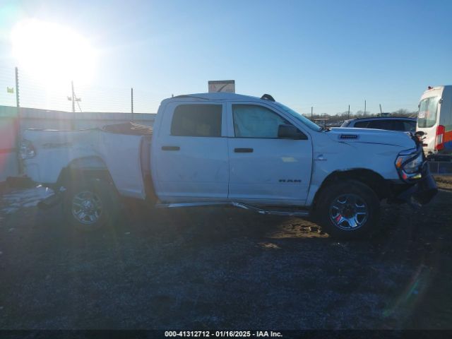 3C6UR5CL2NG250666 RAM 2500 Tradesman  4x4 6'4 Box