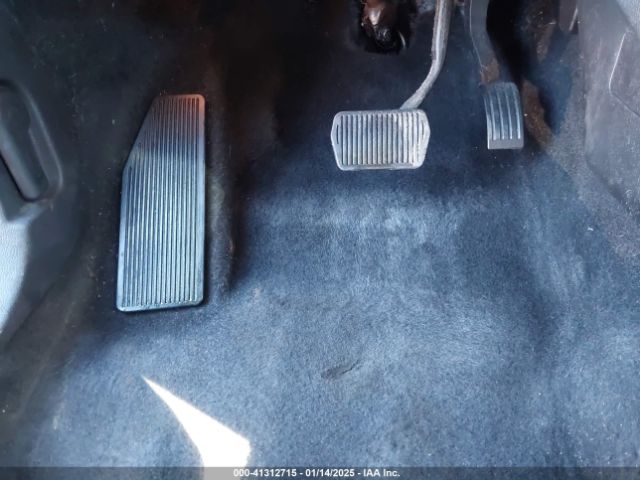 1FMCU0F70FUA22759 Ford ESCAPE S