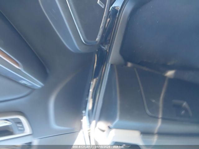 1GKS2HKJ1KR365619 GMC YUKON XL DENALI
