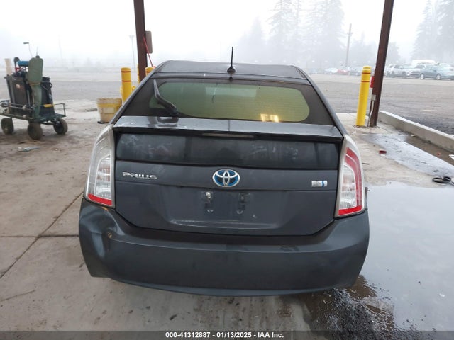 Toyota Prius 2014 JTDKN3DU7E1739182 Image 15