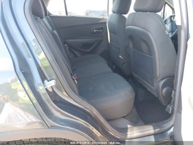 KL7CJNSM1MB373935 Chevrolet Trax Awd Ls