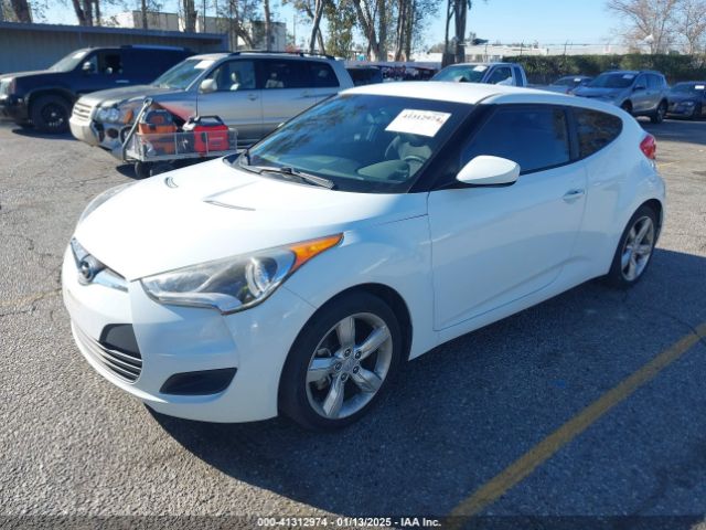 KMHTC6AD6EU213331 Hyundai Veloster Base W/gray