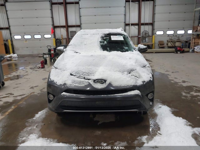 Toyota Rav4 Xle 2017 JTMRFREV1HJ115713 Image 12