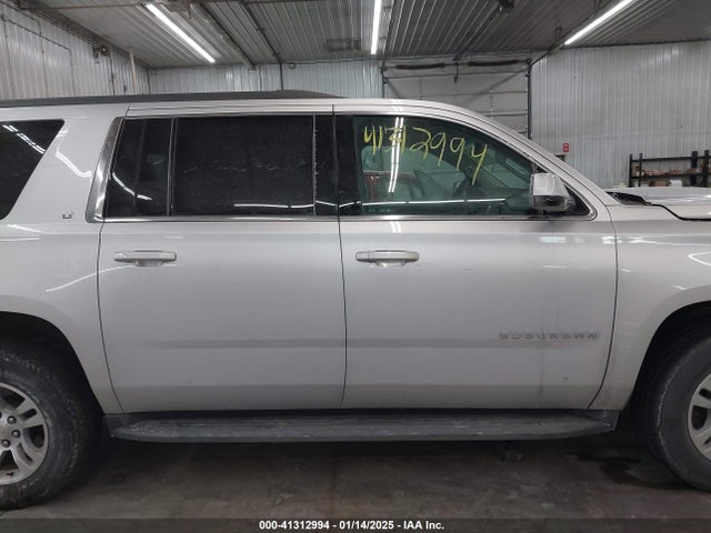 Chevrolet Suburban Lt 2018 1GNSKHKC2JR201282 Image 14