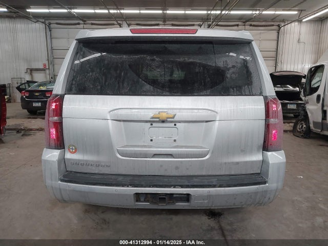 Chevrolet Suburban Lt 2018 1GNSKHKC2JR201282 Image 17