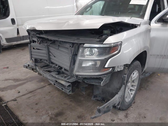 Chevrolet Suburban Lt 2018 1GNSKHKC2JR201282 Image 6