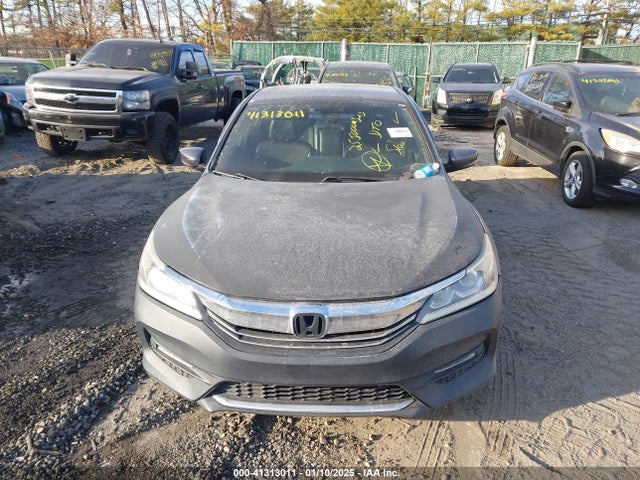 Продажа на аукционе авто 2017 Honda Accord Sport, vin: 1HGCR2F53HA096991, номер лота: 41313011