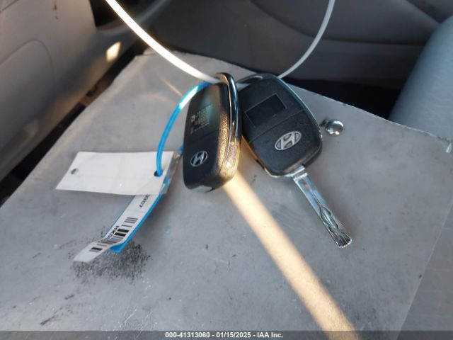 KM8J23A46GU245675 Hyundai TUCSON SE