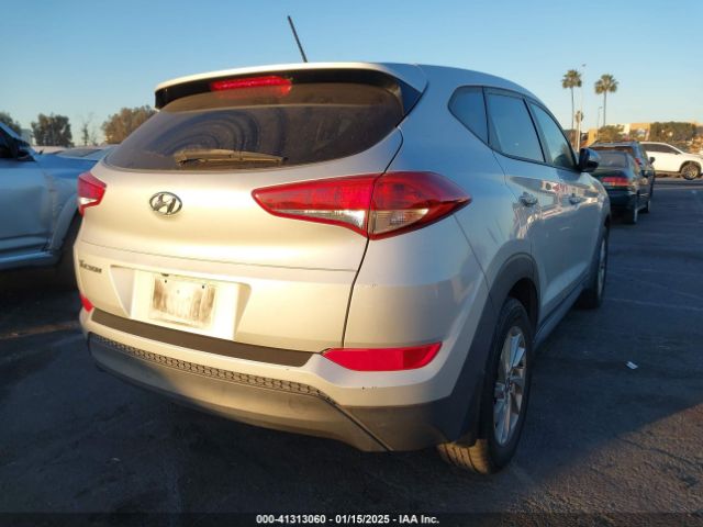 KM8J23A46GU245675 Hyundai TUCSON SE