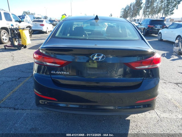 Hyundai ELANTRA SEL 2018 5NPD84LF7JH273619 Image 16