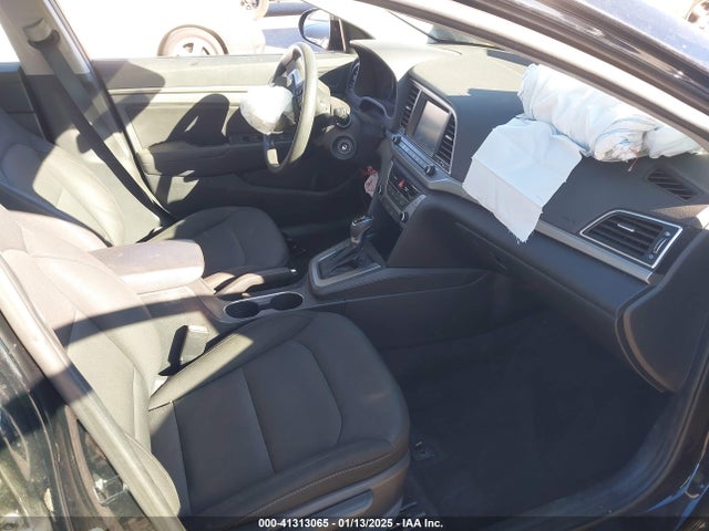Hyundai ELANTRA SEL 2018 5NPD84LF7JH273619 Image 5