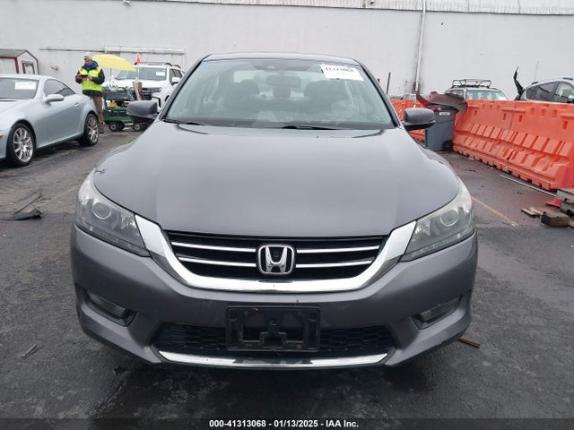 1HGCR3F86FA033106 Honda ACCORD SEDAN