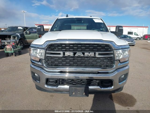 3C6UR5DL5RG266719 RAM 2500 Big Horn  4x4 6'4 Box