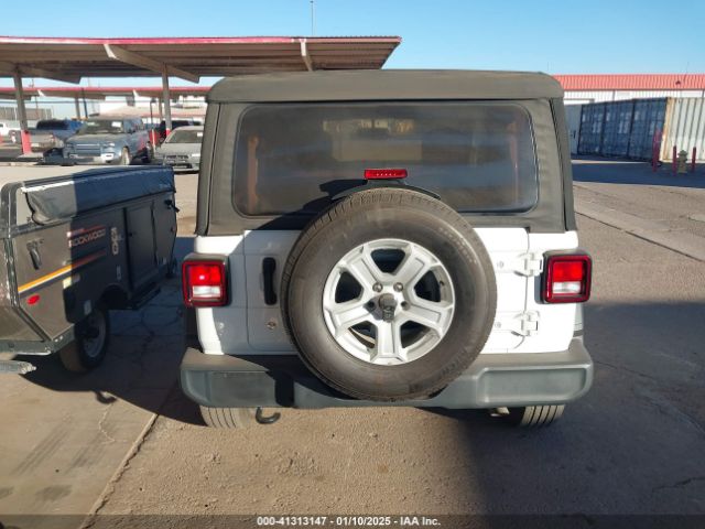 1C4GJXAGXJW156223 Jeep Wrangler Sport S 4x4