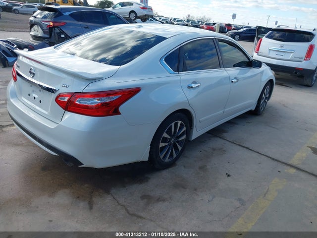 1N4AL3AP2HC219101 Nissan Altima 2.5 Sv