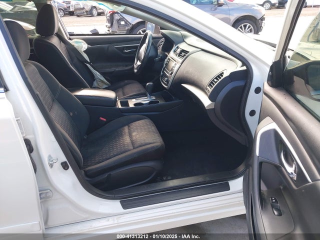 1N4AL3AP2HC219101 Nissan Altima 2.5 Sv