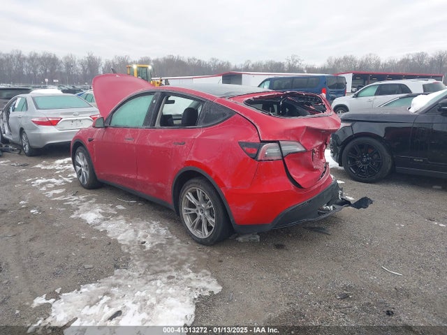 2023 TESLA MODEL Y 7SAYGAEE9PF916263 Photo 2