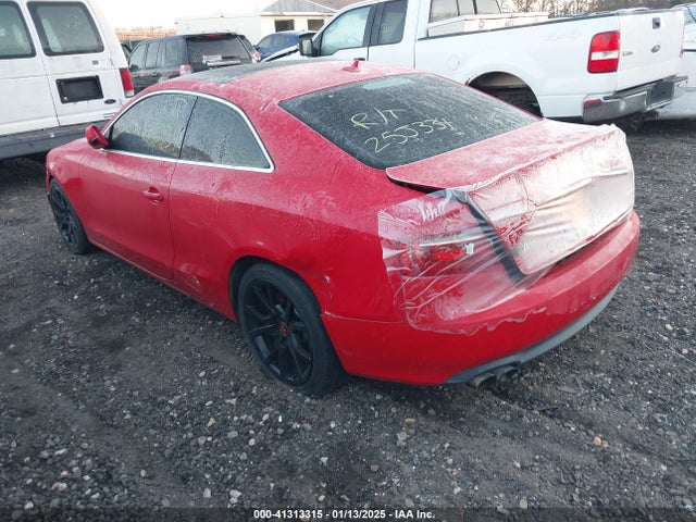 2010 AUDI A5 WAUGFAFR4AA006109 Photo 2